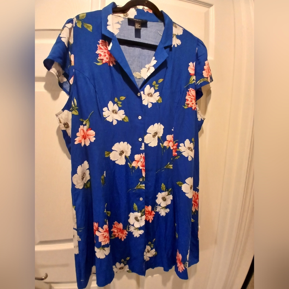Forever 21 Royal Blue Floral Button-Up Tunic